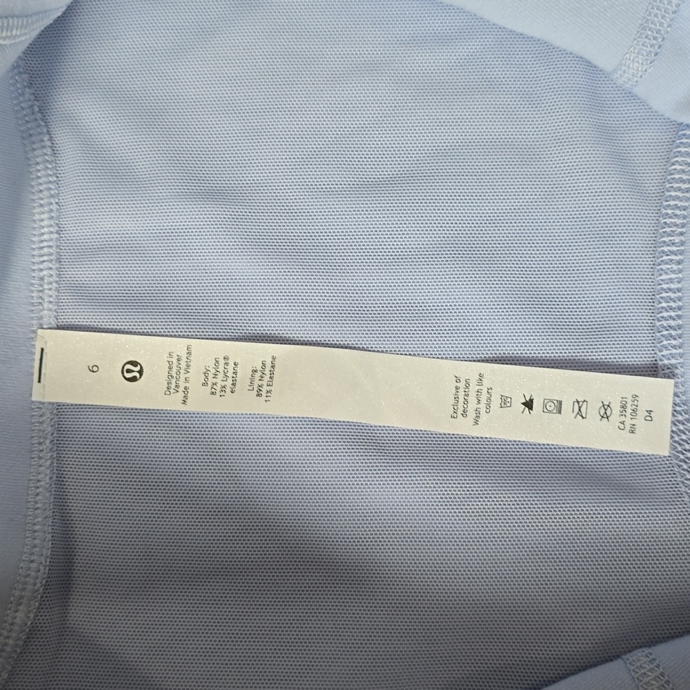 Lululemon Define Jacket. Light blue. size 6 - Picture 7 of 11
